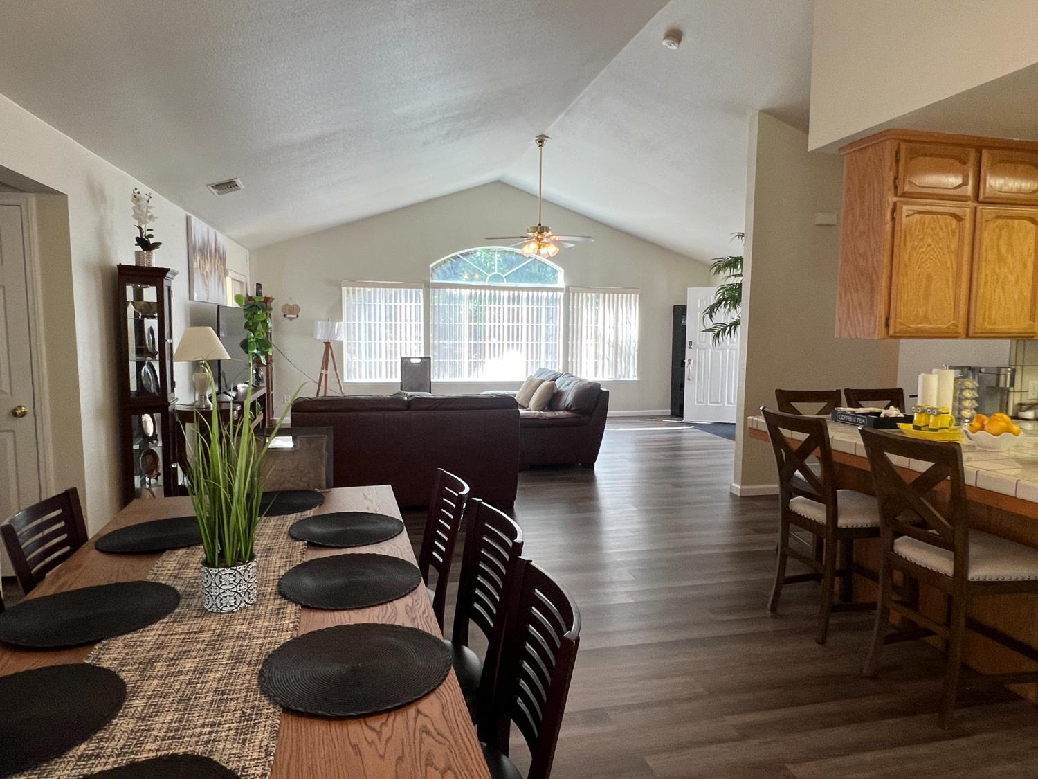 50613 Granite Butte Way, Oakhurst, CA 93644