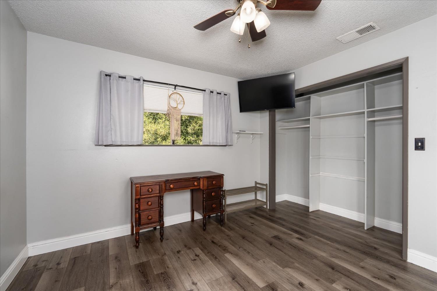 40700 Road 425 A, Oakhurst, CA 93644