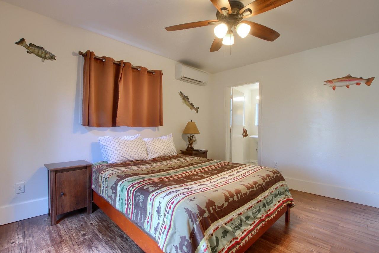 42583 Shady Ln, Oakhurst, CA 93644