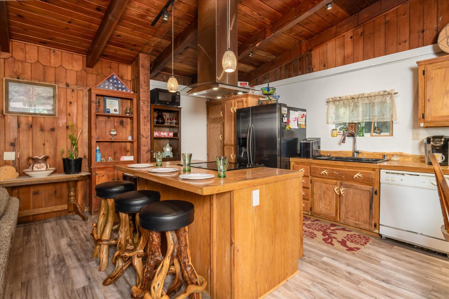 51354 Dorstan Dr, Oakhurst, CA 93644