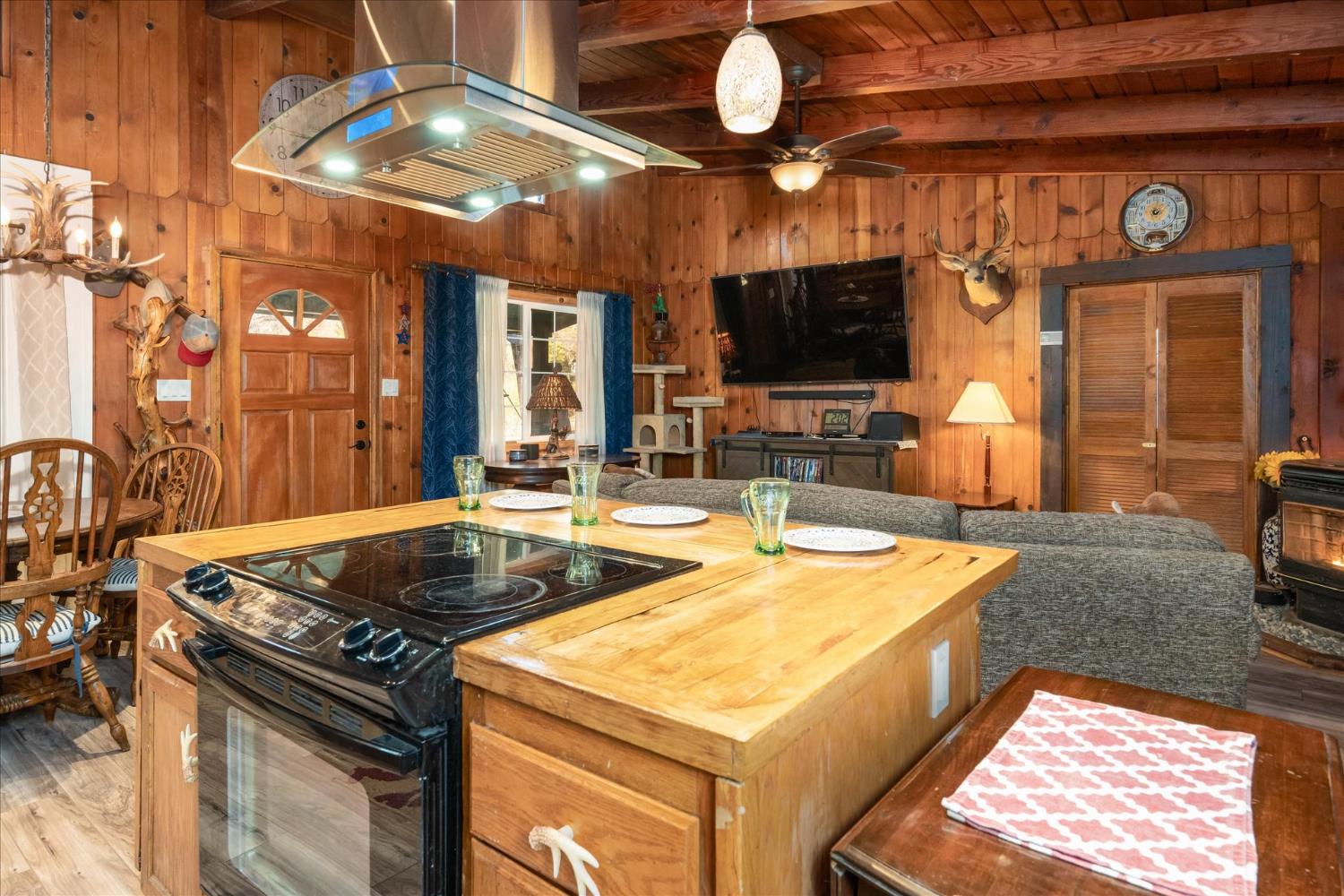 51354 Dorstan Dr, Oakhurst, CA 93644