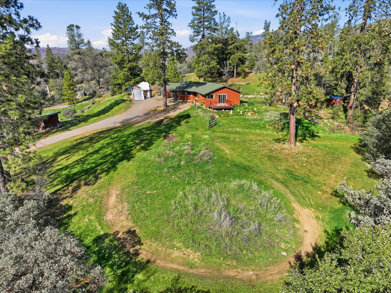 3868 Pinecrest Dr, Mariposa, CA 95338
