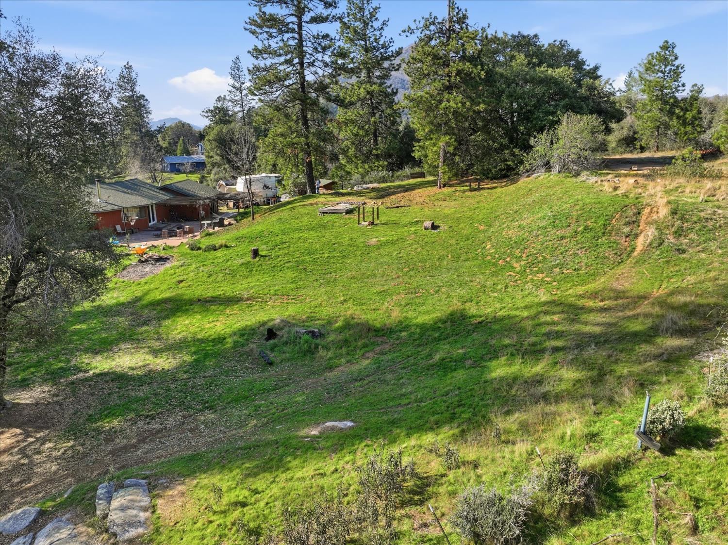 3868 Pinecrest Dr, Mariposa, CA 95338