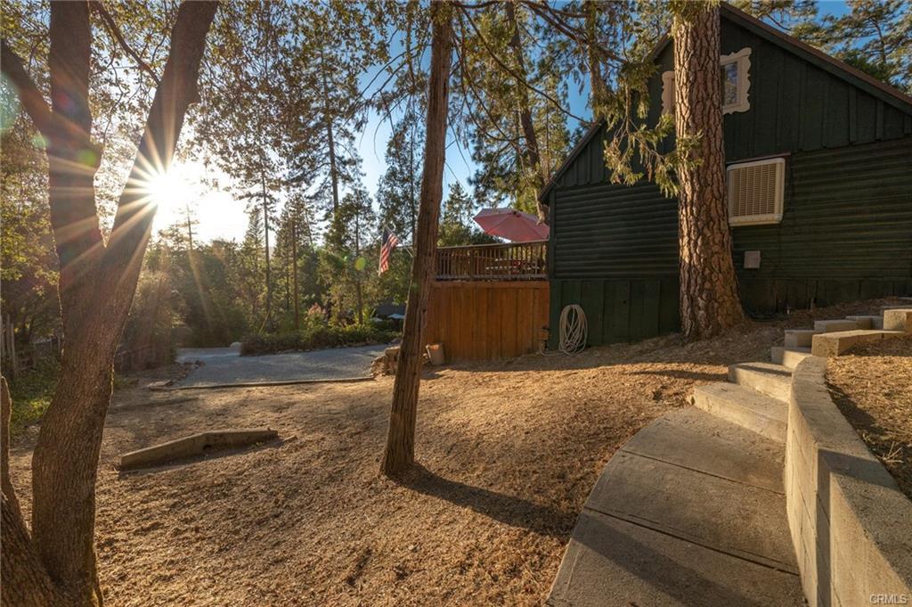 43207 W Sugar Pine Dr, Oakhurst, CA 93644