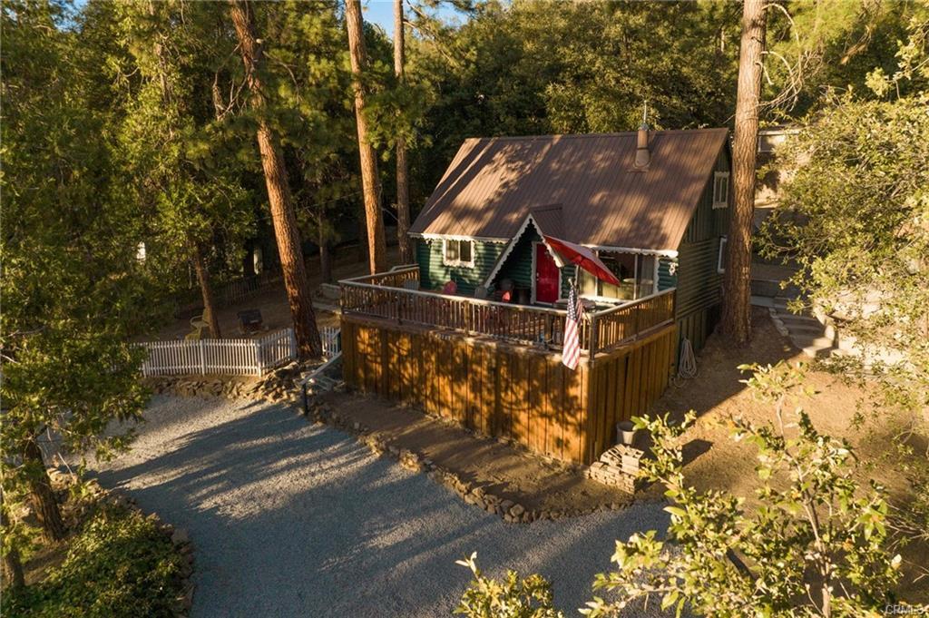 43207 W Sugar Pine Dr, Oakhurst, CA 93644