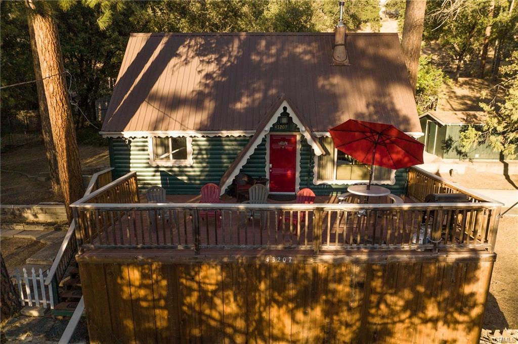 43207 W Sugar Pine Dr, Oakhurst, CA 93644