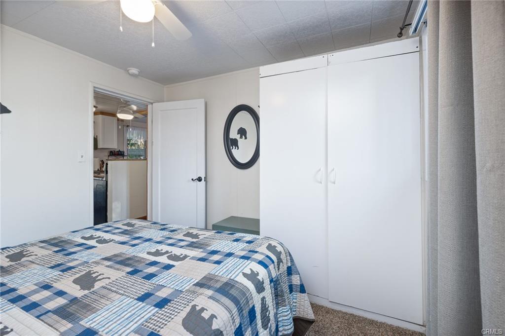 43207 W Sugar Pine Dr, Oakhurst, CA 93644