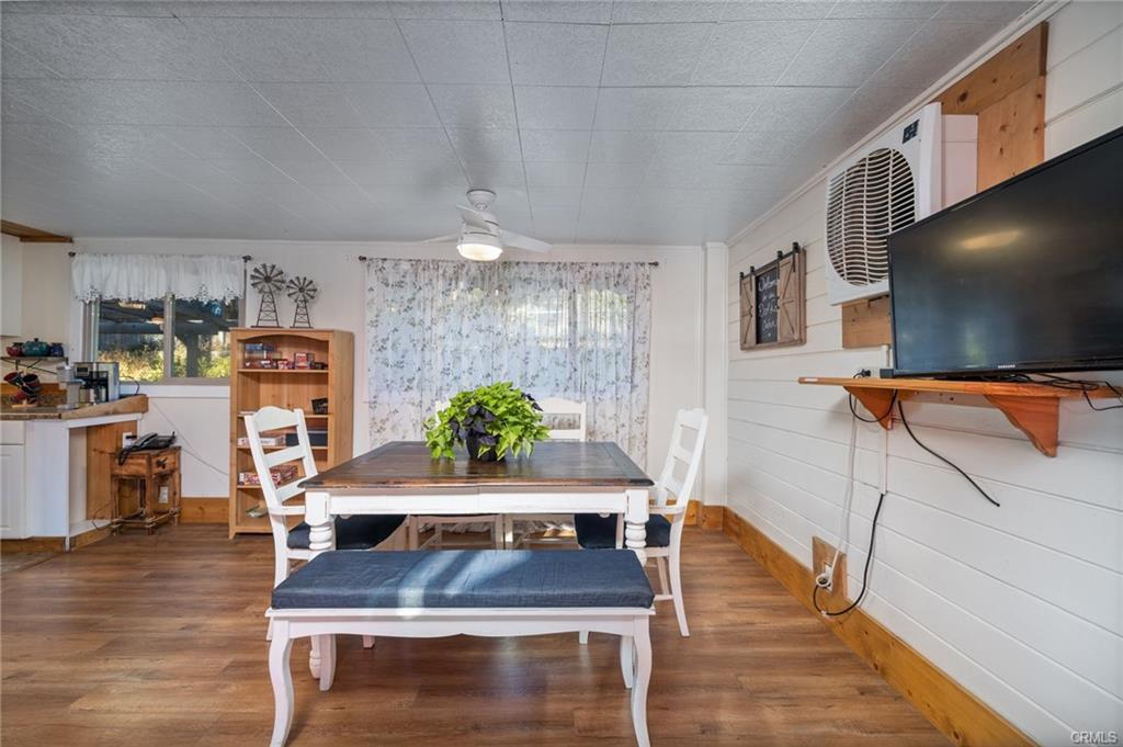 43207 W Sugar Pine Dr, Oakhurst, CA 93644