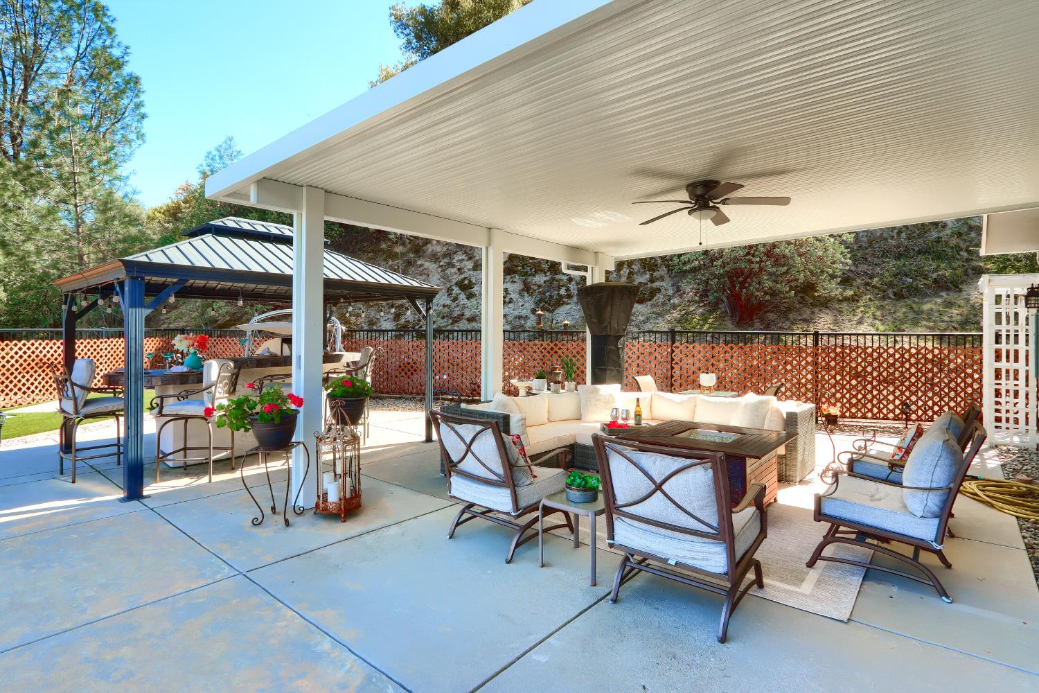 42038 Empty Creek, Oakhurst, CA 93644