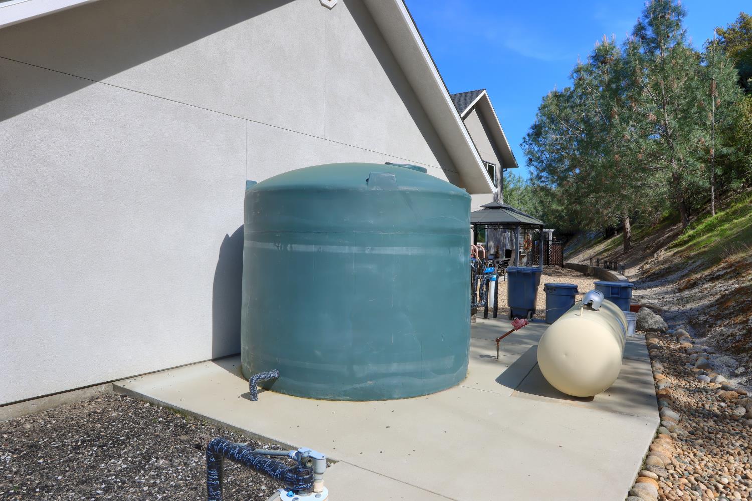 42038 Empty Creek, Oakhurst, CA 93644