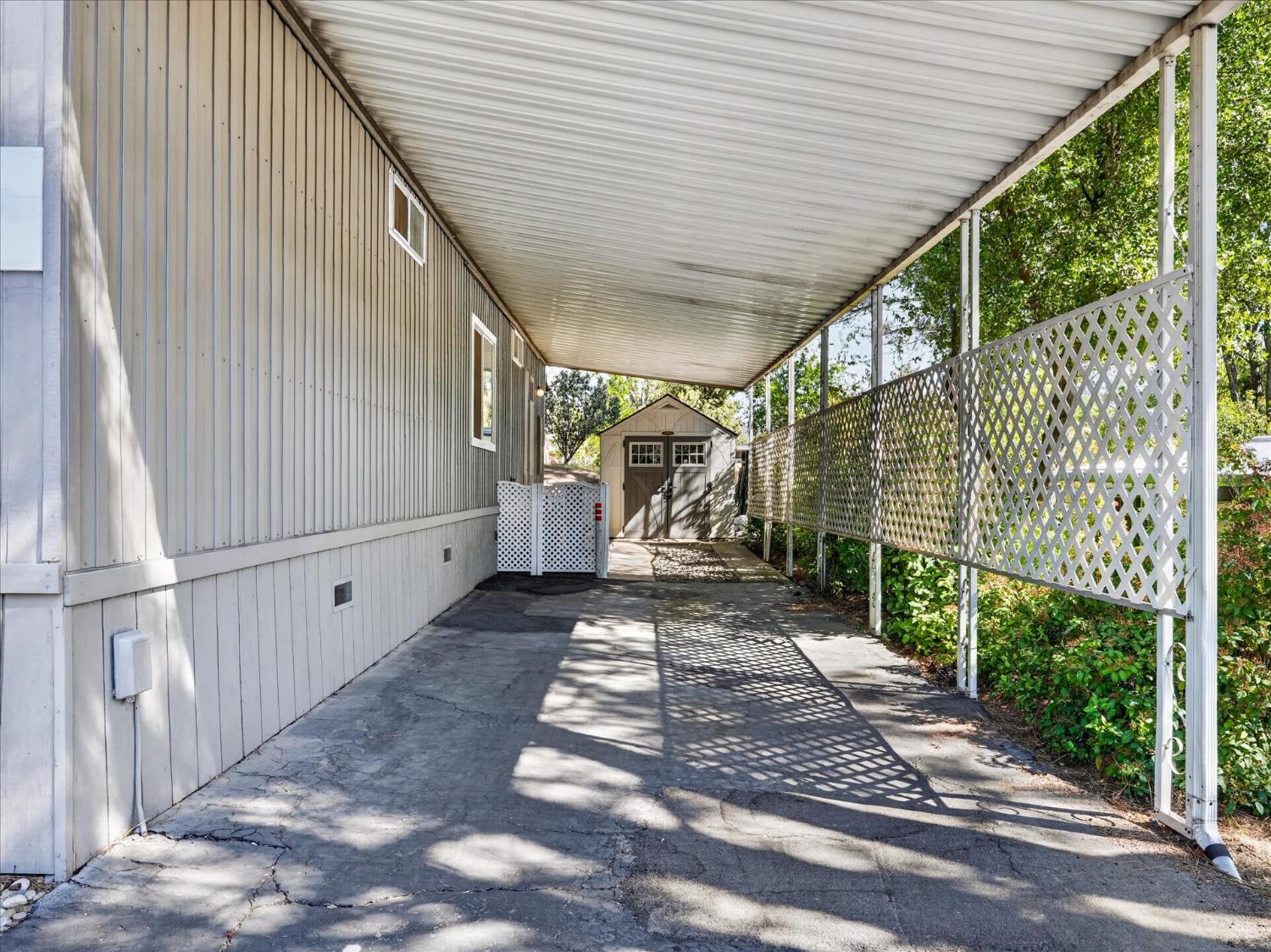 39678 Road 425B #50, Oakhurst, CA 93644