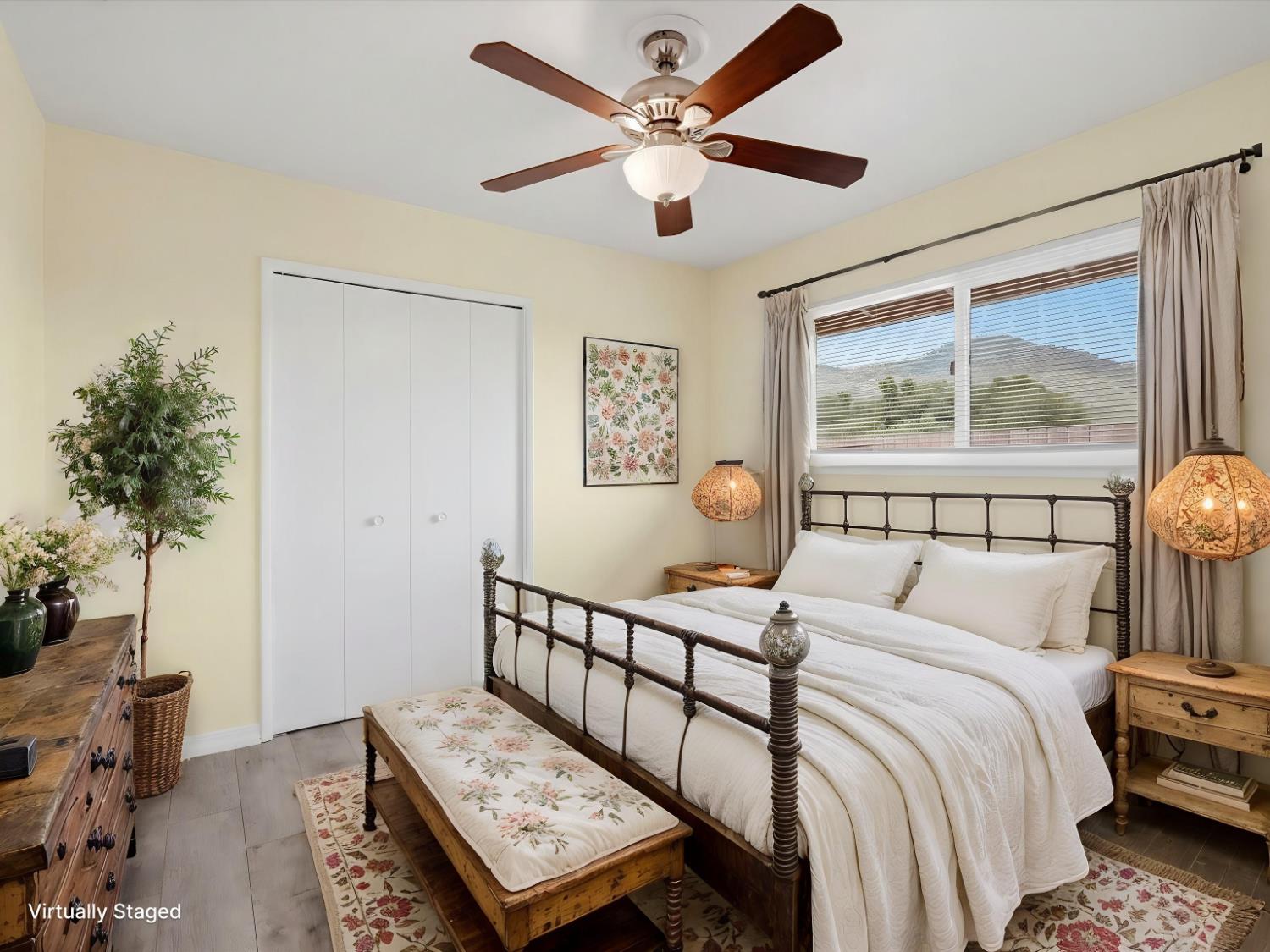 49447 Pierce Dr, Oakhurst, CA 93644