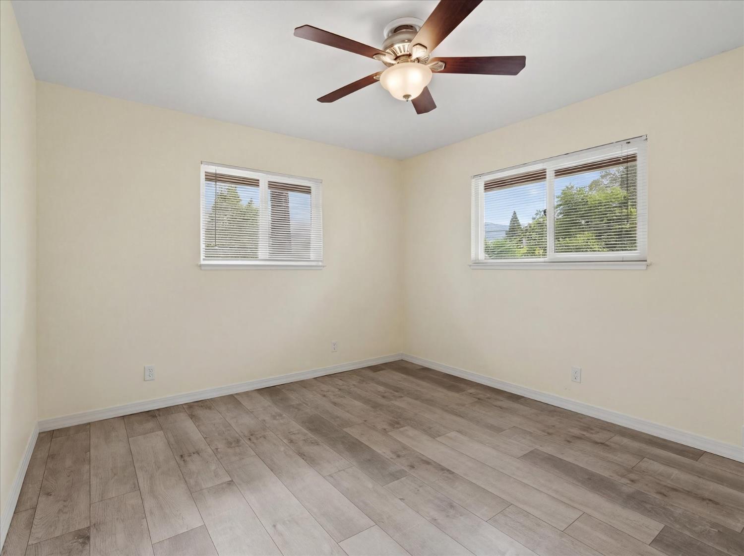 49447 Pierce Dr, Oakhurst, CA 93644