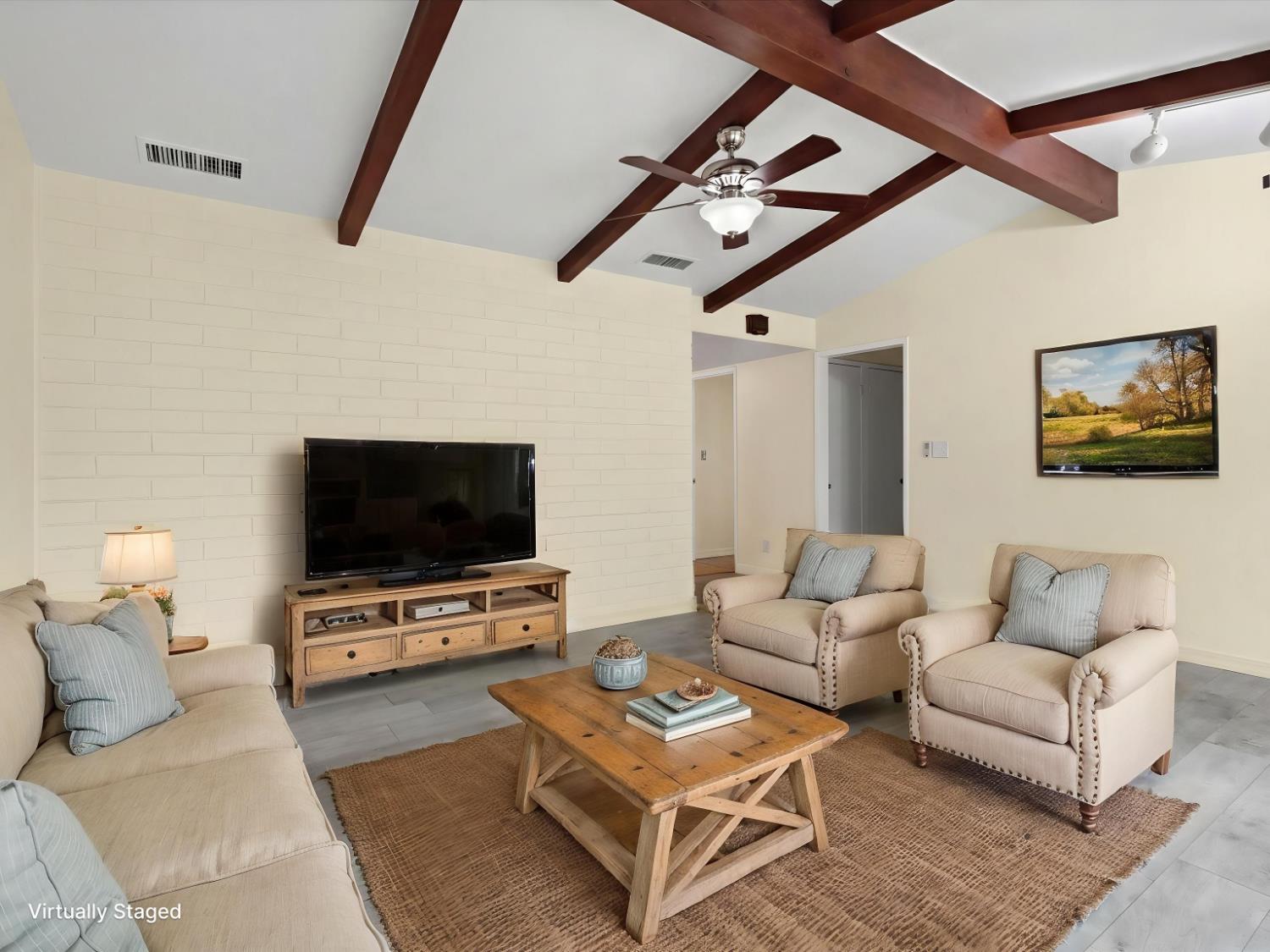 49447 Pierce Dr, Oakhurst, CA 93644