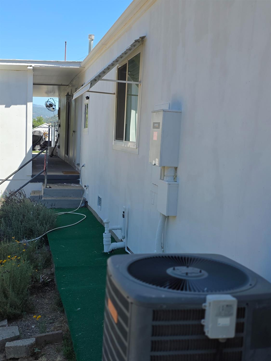 50639 Critter Creek Ln, Oakhurst, CA 93644