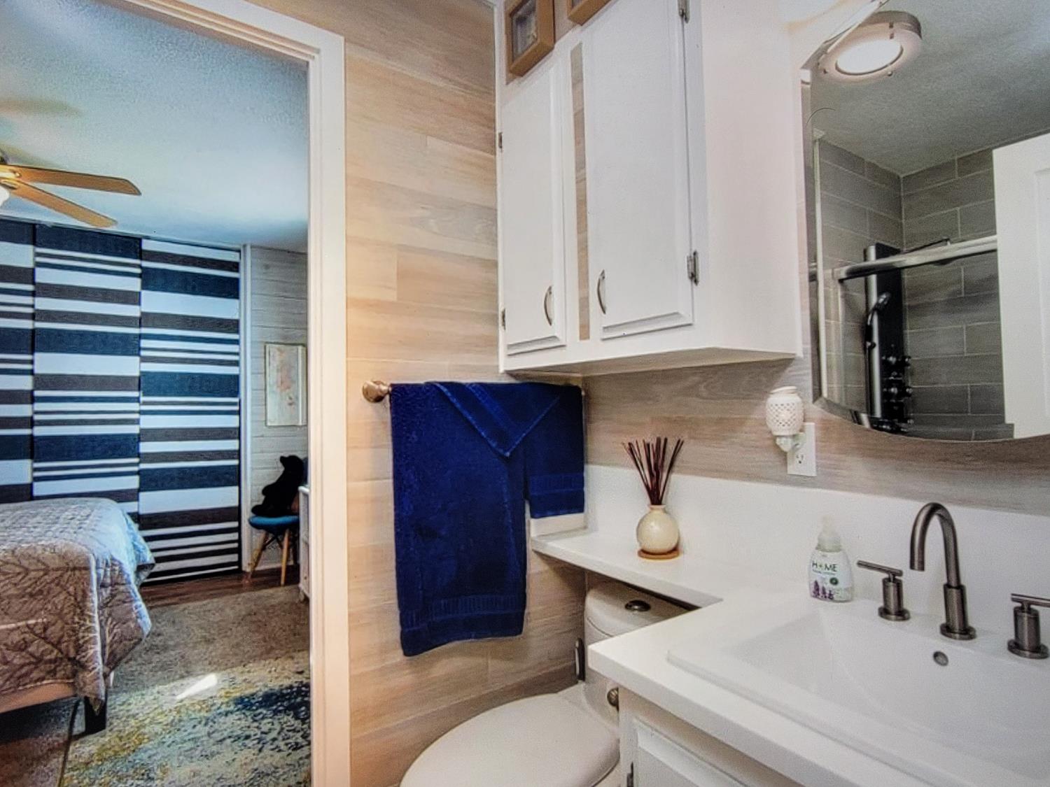 50639 Critter Creek Ln, Oakhurst, CA 93644